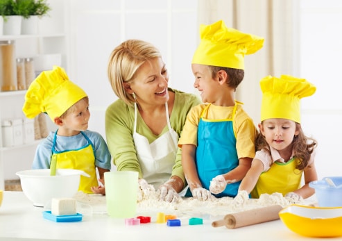 maman et enfants cuisine